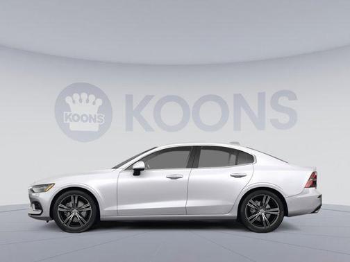 2022 Volvo S60 T5