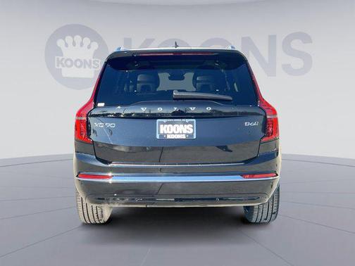 2026 Volvo XC90 Ultra, B6 AWD Gas (mild hybrid), Gasoline, Bright, 7 Seats