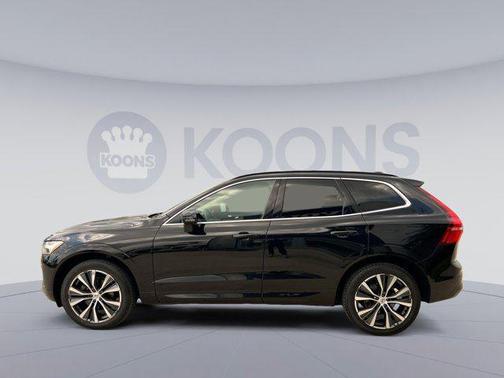 2022 Volvo XC60 B5 Momentum