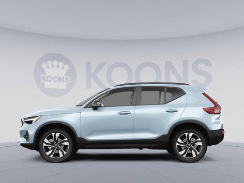 2026 Volvo XC40 Ultra, B5 AWD Gas (mild hybrid), Dark