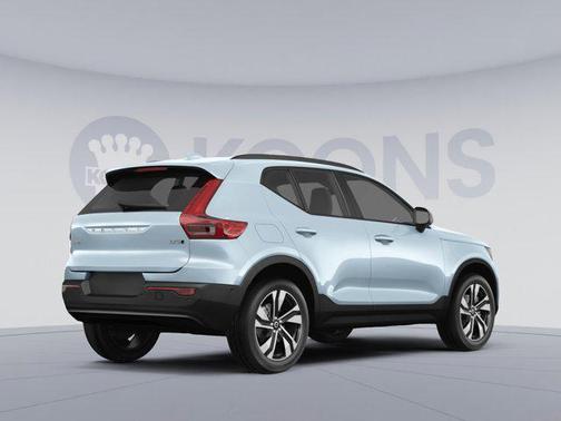 2026 Volvo XC40 Ultra, B5 AWD Gas (mild hybrid), Dark