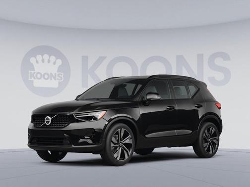 Onyx Black 2026 Volvo XC40 Plus, B5 AWD Gas (mild hybrid), Dark