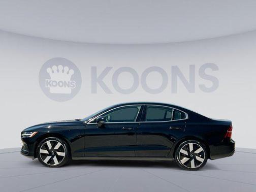 2023 Volvo S60 Recharge Plug-In Hybrid T8 Ultimate Bright Theme