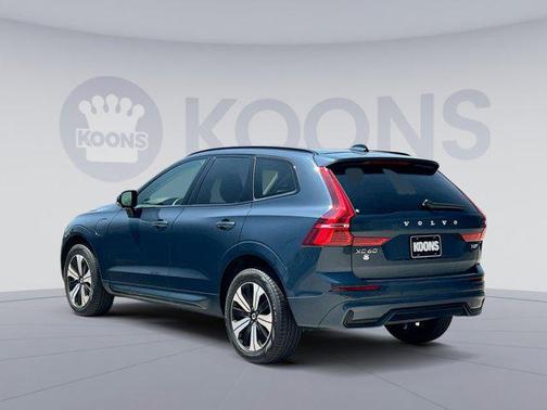 2025 Volvo XC60 Plug-In Hybrid T8 Core