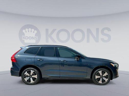 2025 Volvo XC60 Plug-In Hybrid T8 Core