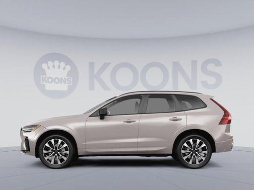 2023 Volvo XC60 B6 Ultimate Bright Theme