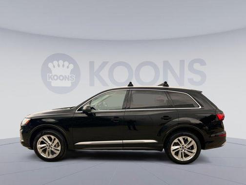 2022 Audi Q7 45 Premium