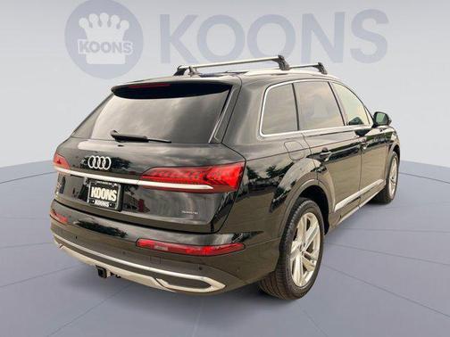 2022 Audi Q7 45 Premium