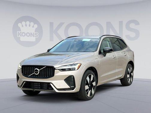 2025 Volvo XC60 Plug-In Hybrid T8 Ultra