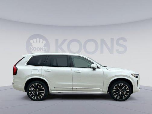 2025 Volvo XC90 Plug-In Hybrid T8 Ultra 6-Seater