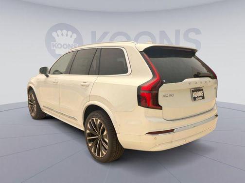 2025 Volvo XC90 Plug-In Hybrid T8 Ultra 6-Seater