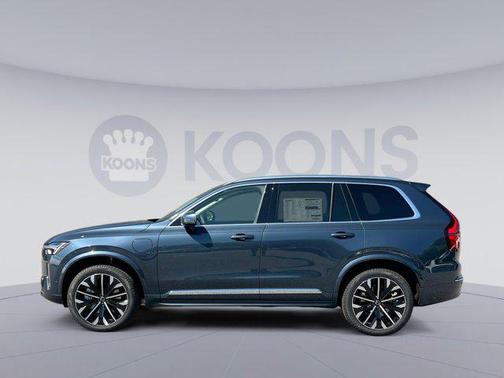 2025 Volvo XC90 Plug-In Hybrid T8 Ultra 7-Seater