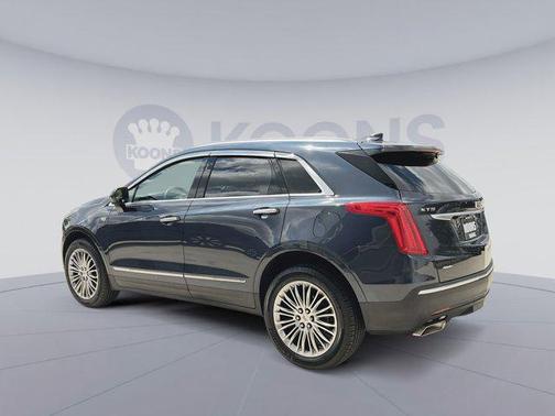 Harbor Blue Metallic 2019 Cadillac XT5 Luxury