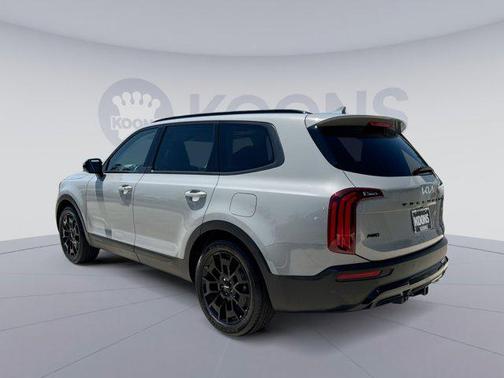Wolf Gray 2022 Kia Telluride SX