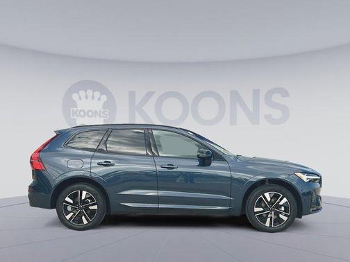 2026 Volvo XC60 B5 Plus