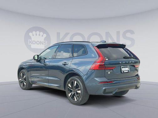 2026 Volvo XC60 B5 Plus