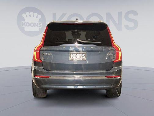 2023 Volvo XC90 B6 Ultimate 7-Seater