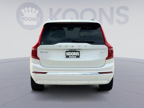 2024 Volvo XC90 Recharge Plug-In Hybrid T8 Plus 6-Seater
