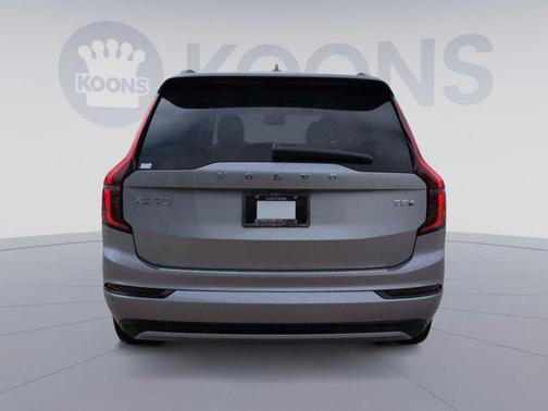 2026 Volvo XC90 Plug-In Hybrid T8 Ultra Dark Theme 7-Seater