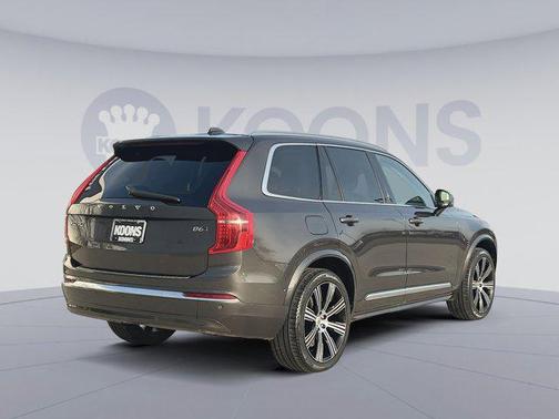 2023 Volvo XC90 B6 Ultimate 7-Seater