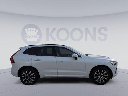 2023 Volvo XC60 B5 Core