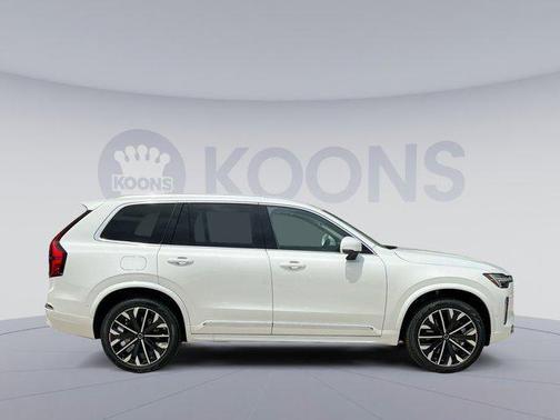 2025 Volvo XC90 Plug-In Hybrid T8 Plus 7-Seater