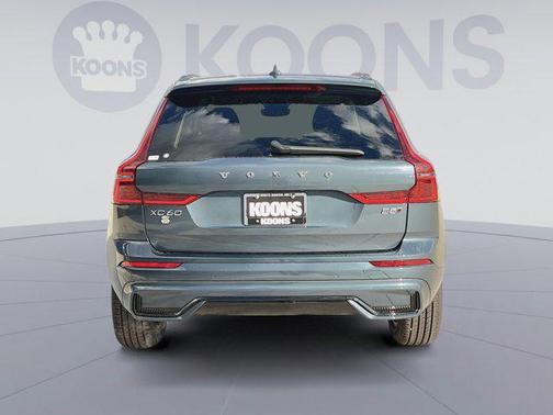 Denim Blue Metallic 2026 Volvo XC60 B5 Core