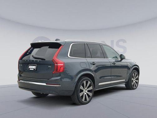 2023 Volvo XC90 B6 Ultimate 7-Seater