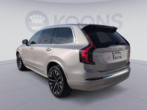 2025 Volvo XC90 B6 Plus 7-Seater