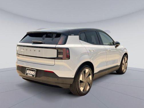 2025 Volvo EX30 Twin Motor Ultra