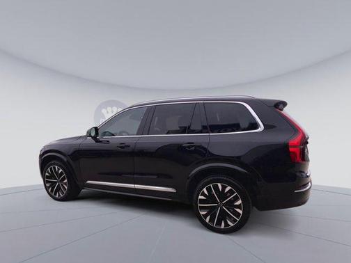 Onyx Black Metallic 2026 Volvo XC90 B6 Plus 7-Seater