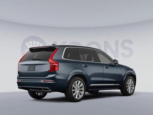 2022 Volvo XC90 T6 Inscription