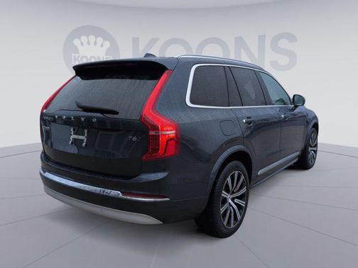 2022 Volvo XC90 T6 Inscription