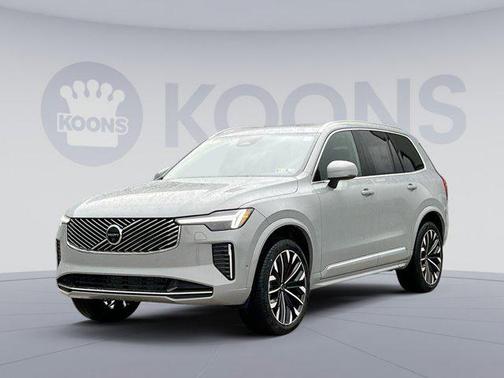 2025 Volvo XC90 B5 Plus 7-Seater