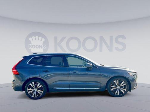 2022 Volvo XC60 Recharge Plug-In Hybrid T8 Inscription