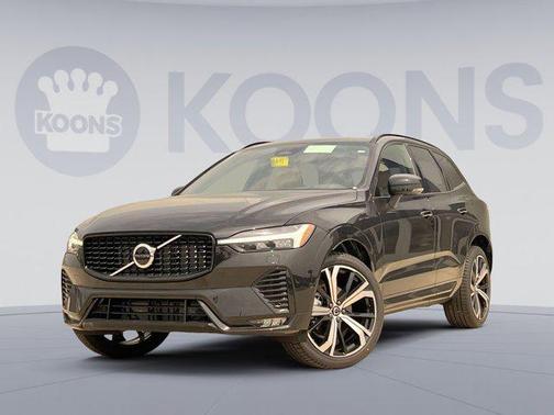2025 Volvo XC60 B5 Ultra