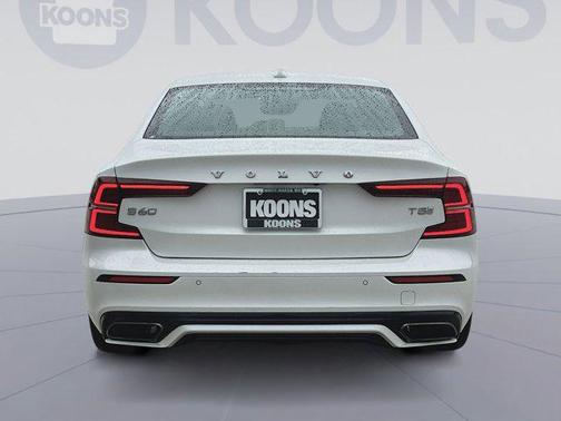 2019 Volvo S60 T5 R-Design