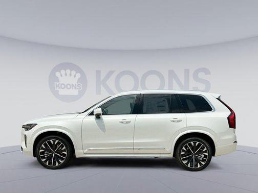 2025 Volvo XC90 B6 Plus 7-Seater