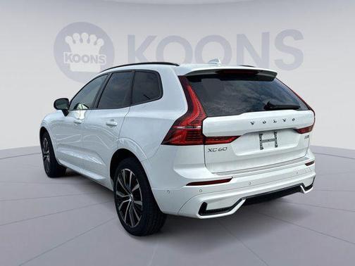 Crystal White Metallic 2024 Volvo XC60 B5 Plus Dark Theme
