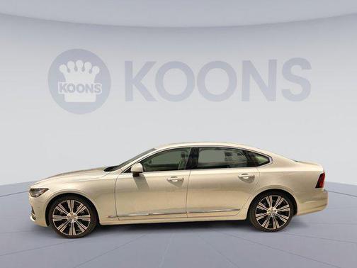 2022 Volvo S90 B6 Inscription