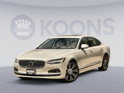 2022 Volvo S90 B6 Inscription