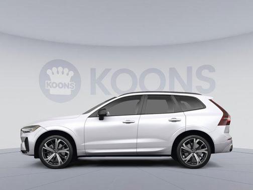 2022 Volvo XC60 B5 Inscription