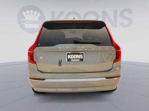 2025 Volvo XC90 Plug-In Hybrid T8 Plus 7-Seater