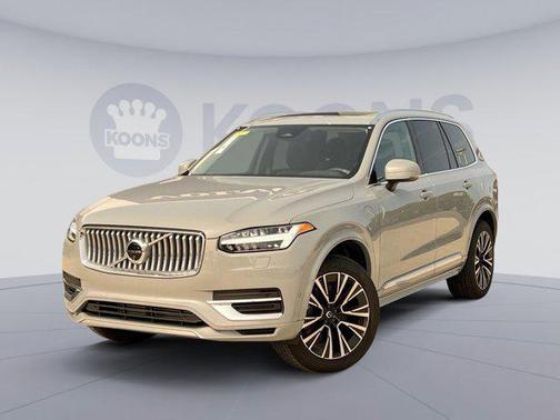 2025 Volvo XC90 Plug-In Hybrid T8 Plus 7-Seater