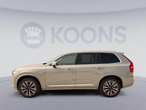 2025 Volvo XC90 Plug-In Hybrid T8 Plus 7-Seater