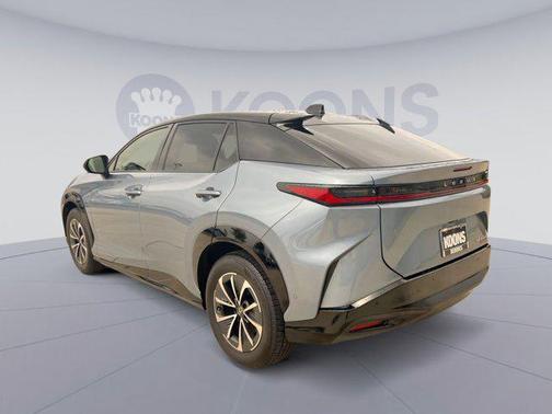 2024 Lexus RZ 450e Premium