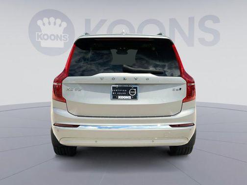 2024 Volvo XC90 B6 Plus Bright Theme 6-Seater