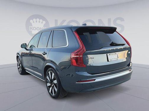 2023 Volvo XC90 Recharge Plug-In Hybrid T8 Ultimate Bright Theme 7-Seater