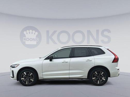 2026 Volvo XC60 B5 Plus