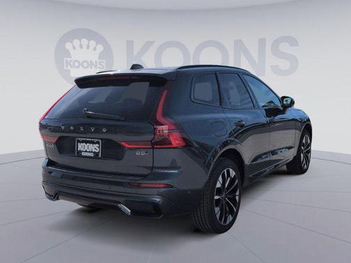 2026 Volvo XC60 B5 Plus